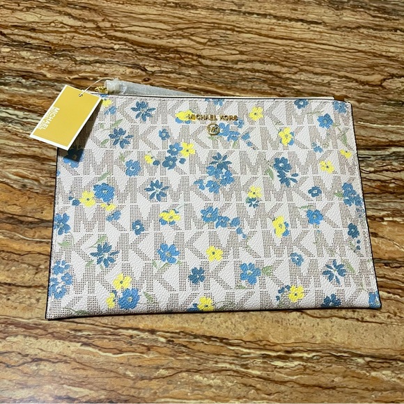 Michael Kors Large Monogram Logo Blue Floral Wristlet - Picture 4 of 5